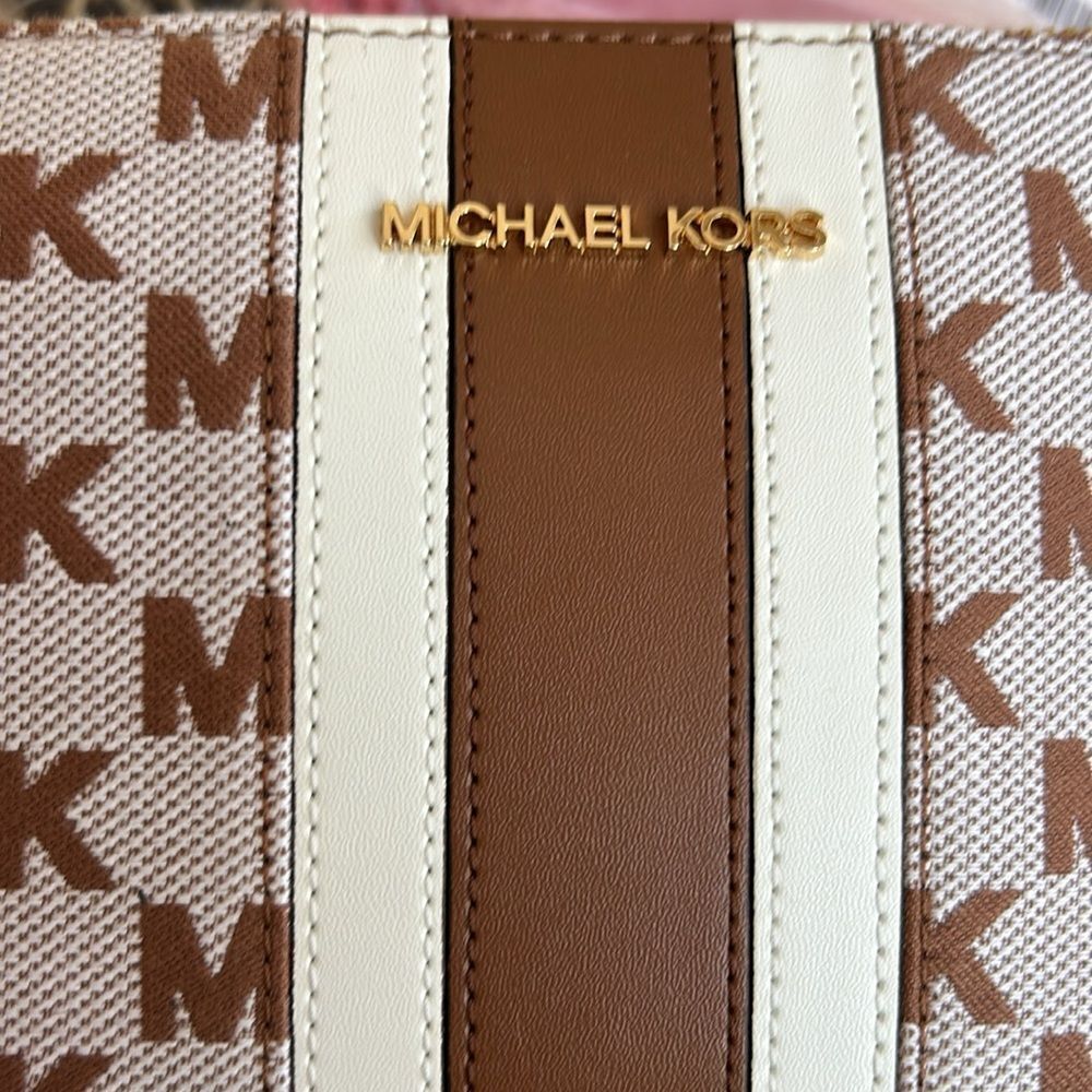 Michael Kors Brown Signature Logo shoulder bag NWT - Picture 5 of 13